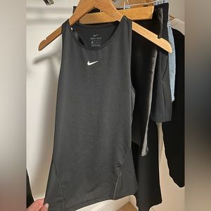 Nike tank